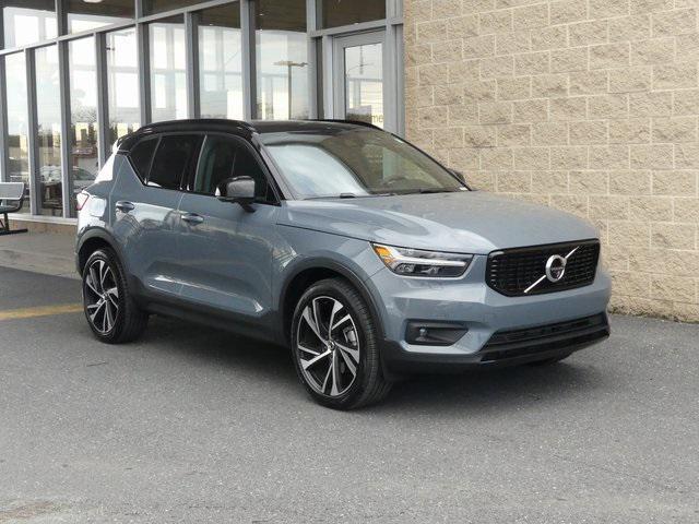 used 2021 Volvo XC40 car, priced at $28,634