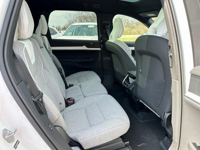 new 2025 Volvo EX90 car, priced at $94,075