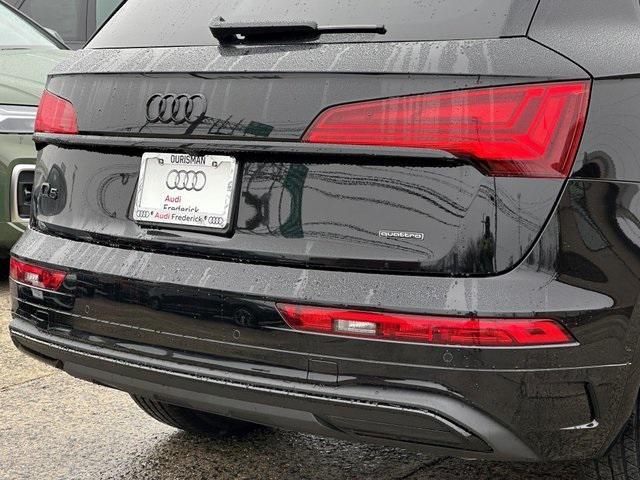 new 2025 Audi Q5 car, priced at $44,658