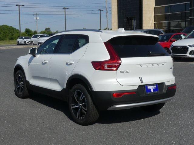 new 2024 Volvo XC40 car, priced at $43,164