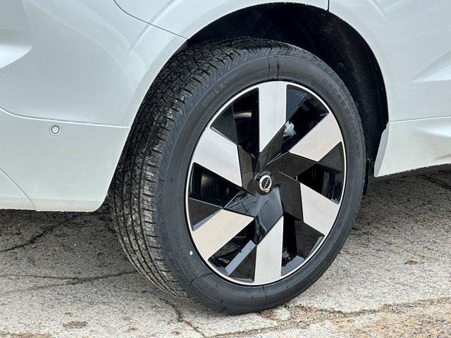 new 2025 Volvo XC60 Plug-In Hybrid car, priced at $66,260