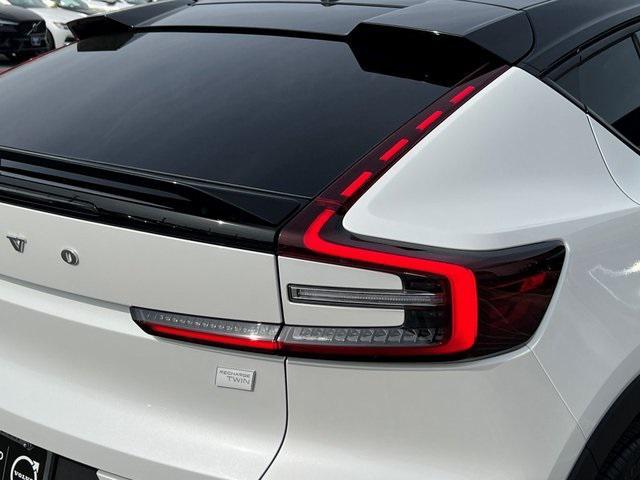 used 2022 Volvo C40 Recharge Pure Electric car, priced at $33,452