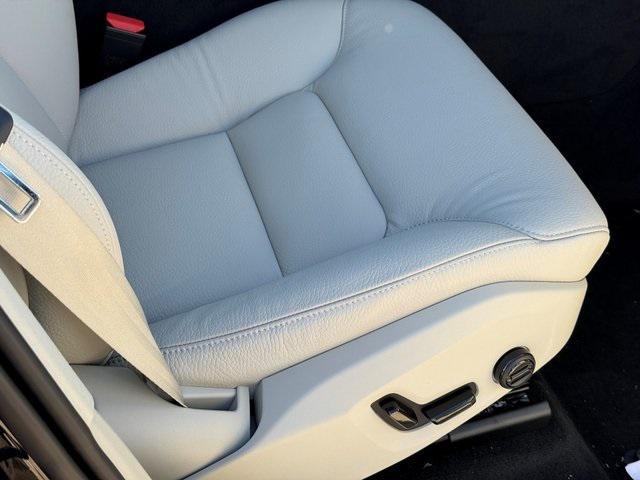 new 2025 Volvo XC60 Plug-In Hybrid car, priced at $54,669