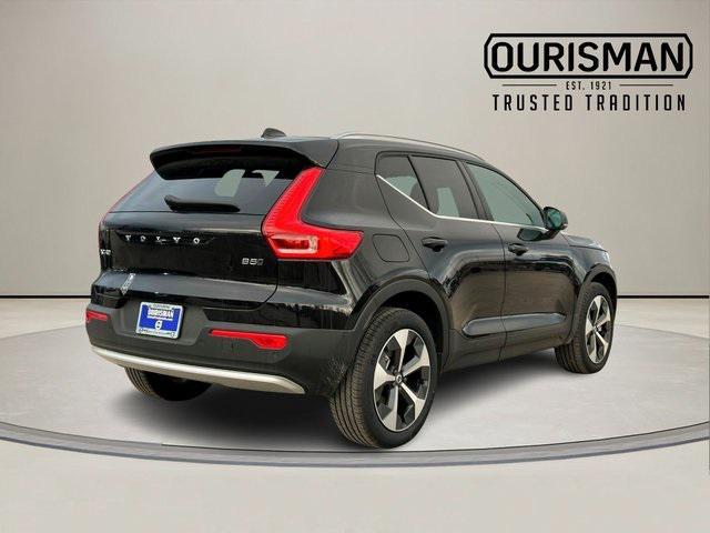 new 2024 Volvo XC40 car, priced at $42,899