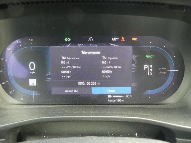 used 2022 Volvo C40 Recharge Pure Electric car, priced at $31,541