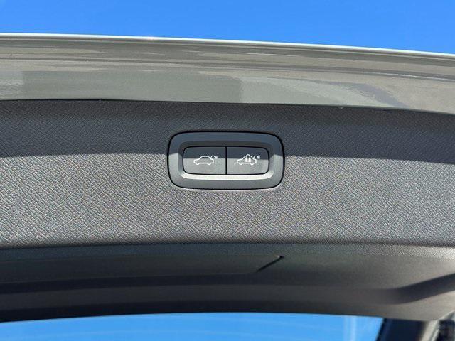 new 2026 Volvo XC90 car, priced at $74,645