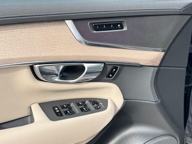 new 2026 Volvo XC90 car, priced at $71,525