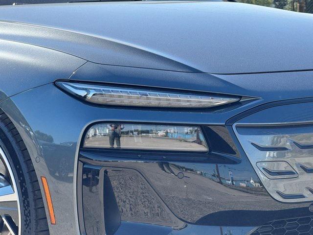 new 2025 Audi S6 car, priced at $86,780