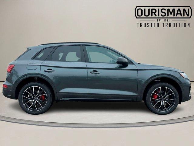 new 2025 Audi SQ5 car, priced at $64,440