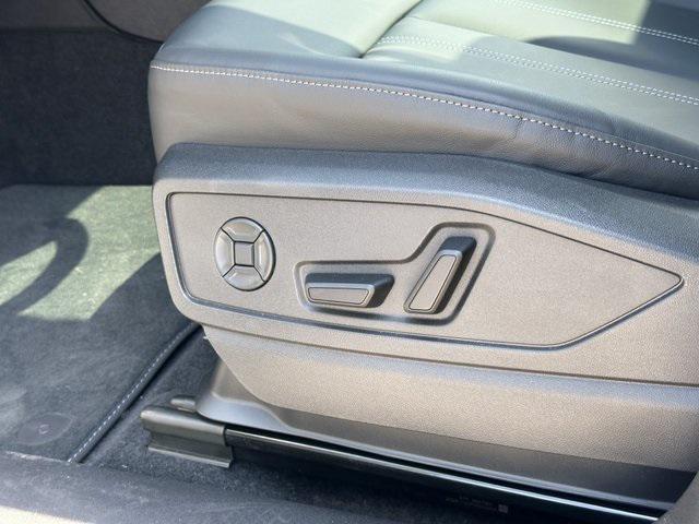 new 2025 Audi Q5 car