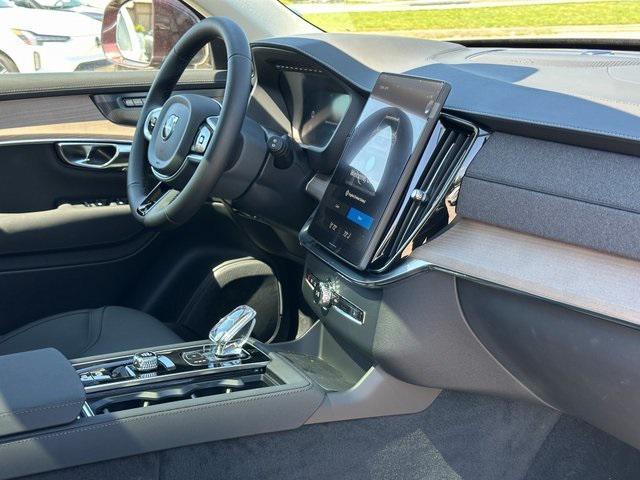 new 2025 Volvo XC90 Plug-In Hybrid car, priced at $78,805