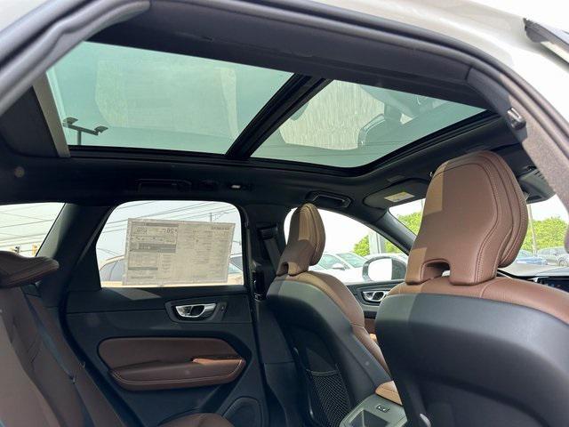 new 2025 Volvo XC60 car, priced at $55,360