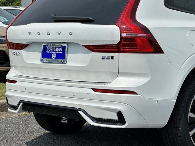 new 2025 Volvo XC60 car, priced at $55,360