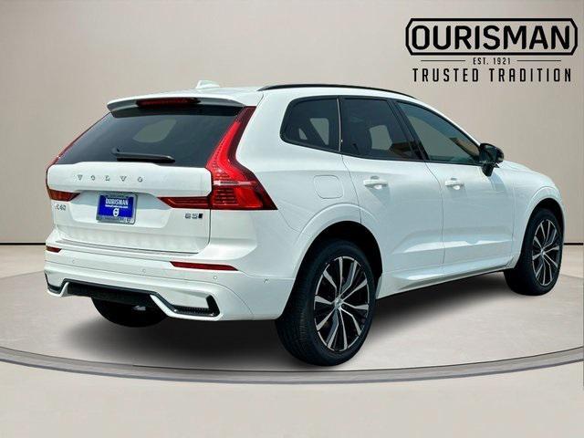 new 2025 Volvo XC60 car, priced at $55,360