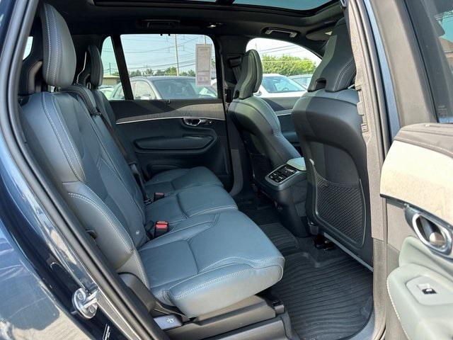 new 2025 Volvo XC90 car, priced at $64,357