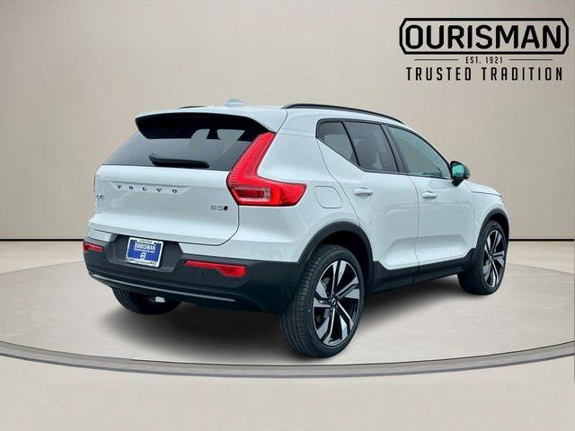 new 2025 Volvo XC40 car, priced at $49,170