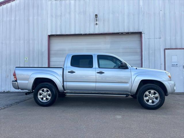 used 2006 Toyota Tacoma car, priced at $11,975