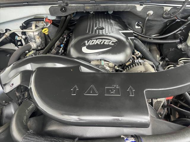 used 2002 Chevrolet Avalanche car, priced at $8,975