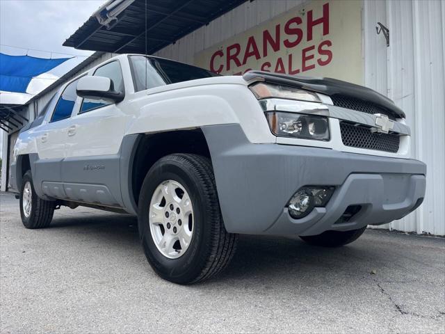used 2002 Chevrolet Avalanche car, priced at $8,975