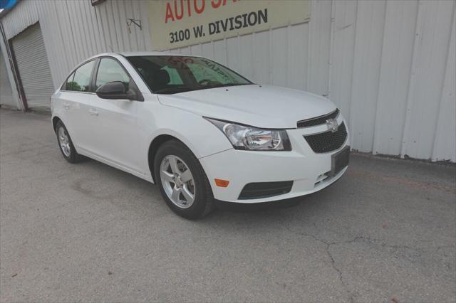 used 2014 Chevrolet Cruze car, priced at $8,988