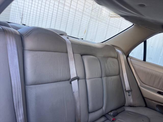 used 2000 Honda Accord car, priced at $5,975