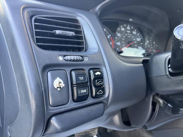 used 2002 Honda Accord car, priced at $5,975