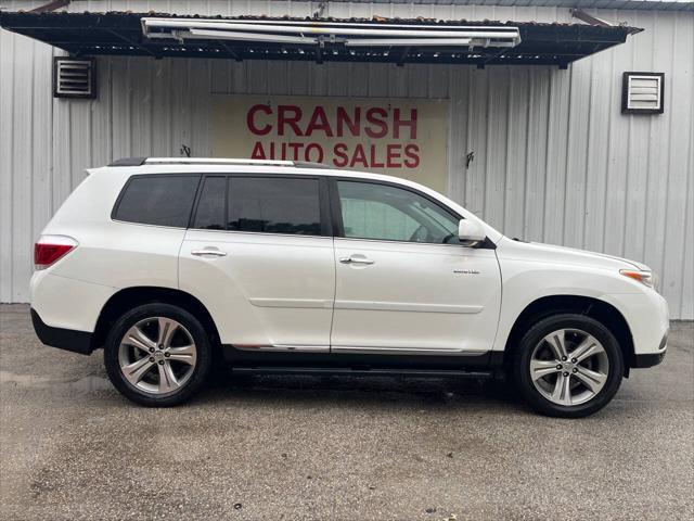 used 2011 Toyota Highlander car, priced at $9,975