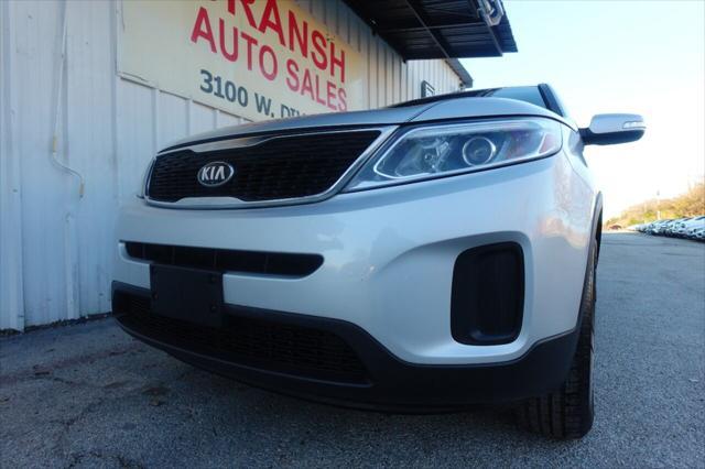 used 2015 Kia Sorento car, priced at $11,998