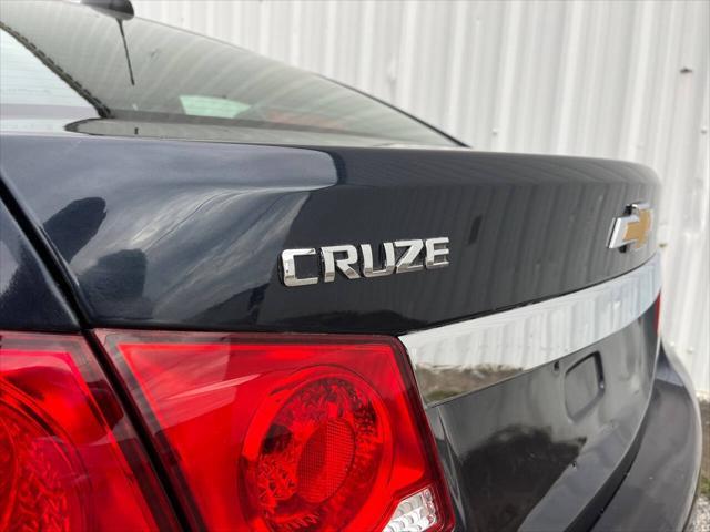 used 2016 Chevrolet Cruze Limited car, priced at $8,975