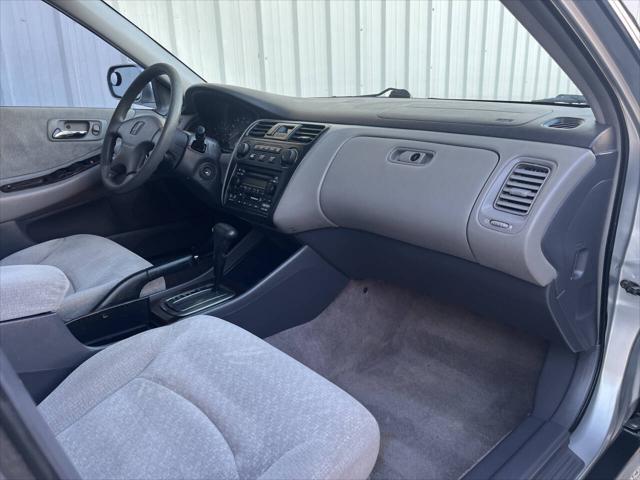 used 2002 Honda Accord car, priced at $5,475