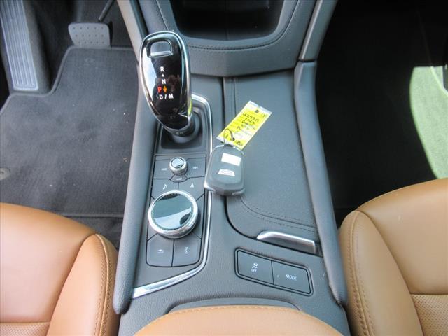 used 2022 Cadillac XT5 car, priced at $32,988