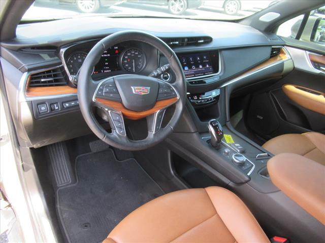 used 2022 Cadillac XT5 car, priced at $32,988