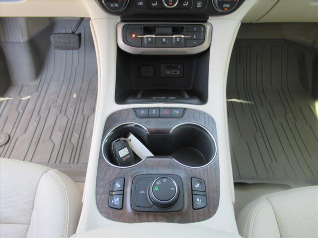 used 2022 GMC Acadia car, priced at $39,870