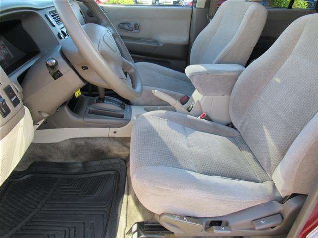 used 2000 Mitsubishi Montero Sport car, priced at $5,995