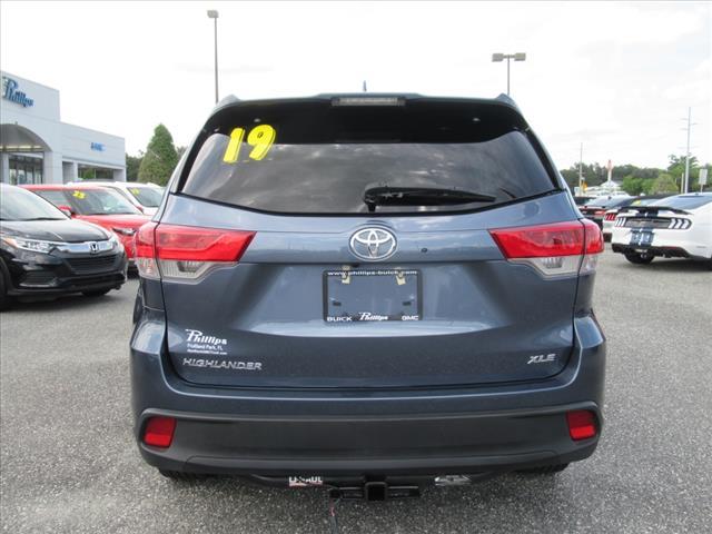 used 2019 Toyota Highlander car, priced at $28,980