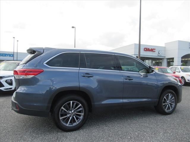 used 2019 Toyota Highlander car, priced at $28,980