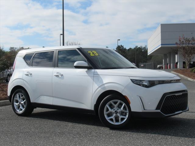 used 2023 Kia Soul car, priced at $15,988