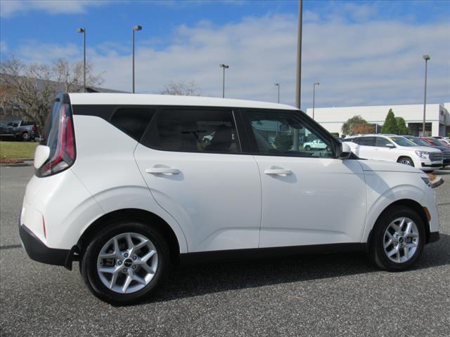 used 2023 Kia Soul car, priced at $15,988