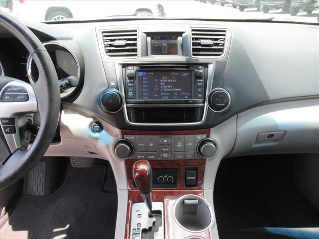 used 2013 Toyota Highlander car, priced at $12,787