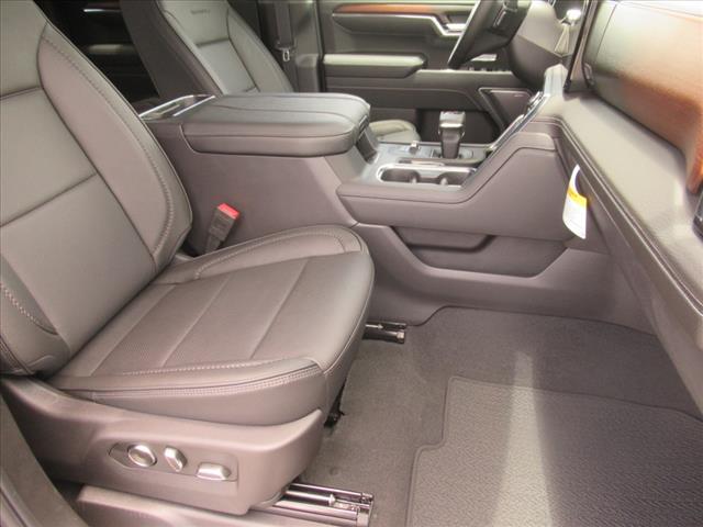 new 2025 GMC Sierra 1500 car, priced at $75,195