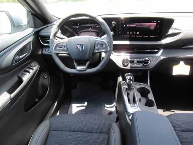 new 2025 Buick Envista car, priced at $27,030
