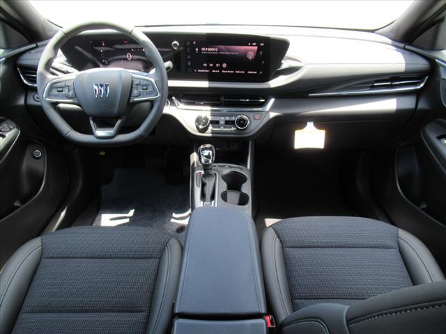 new 2025 Buick Envista car, priced at $27,030