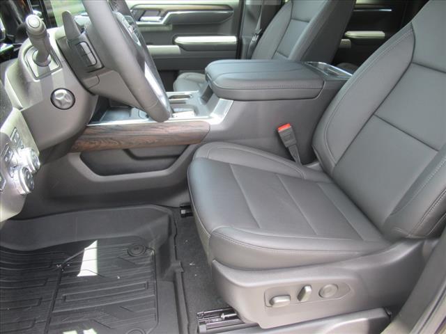 new 2025 GMC Sierra 1500 car