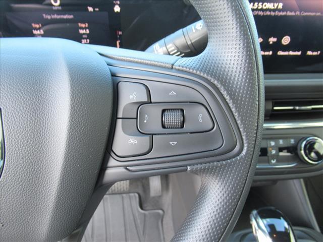 used 2025 Buick Envista car, priced at $22,980