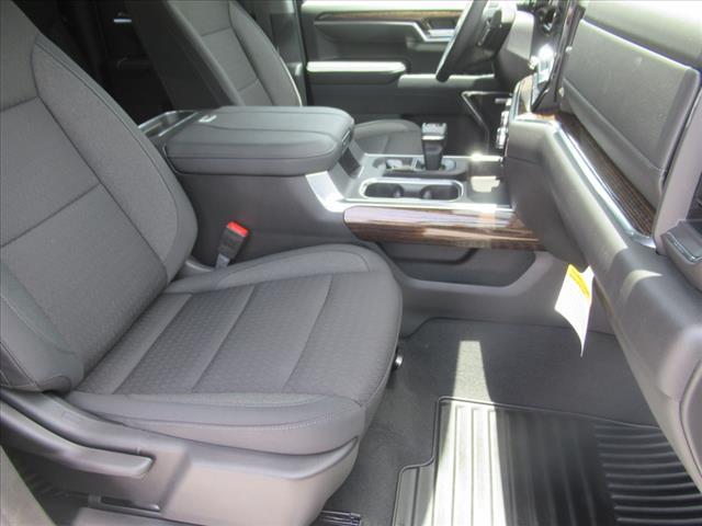new 2025 GMC Sierra 1500 car, priced at $56,845