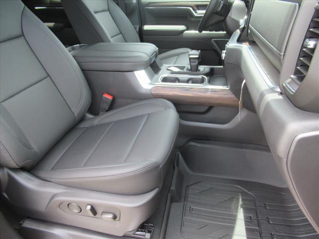 new 2025 GMC Sierra 1500 car, priced at $63,325