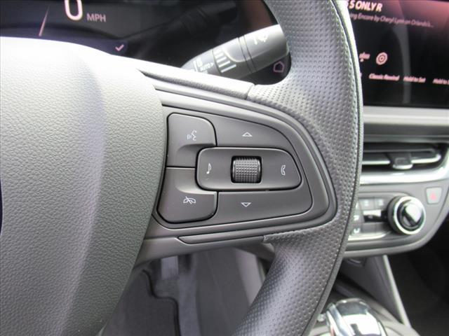 new 2025 Buick Envista car, priced at $25,540