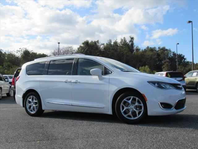 used 2018 Chrysler Pacifica car, priced at $9,988