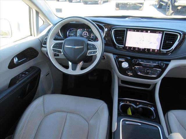 used 2021 Chrysler Pacifica Hybrid car, priced at $32,140