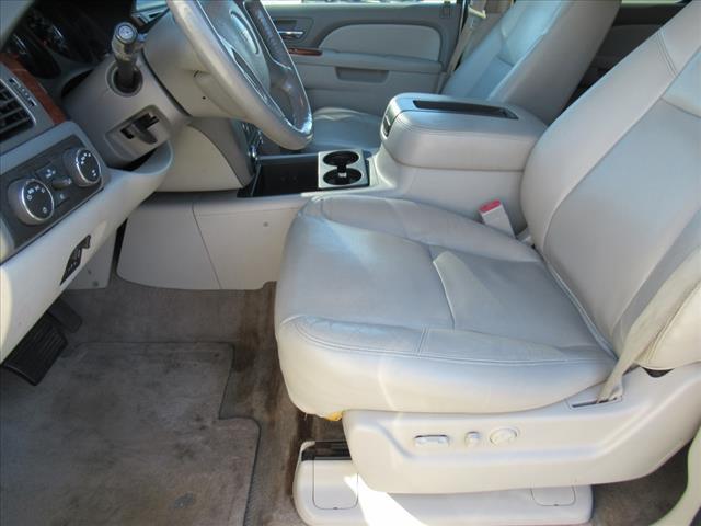 used 2012 GMC Yukon car, priced at $9,988